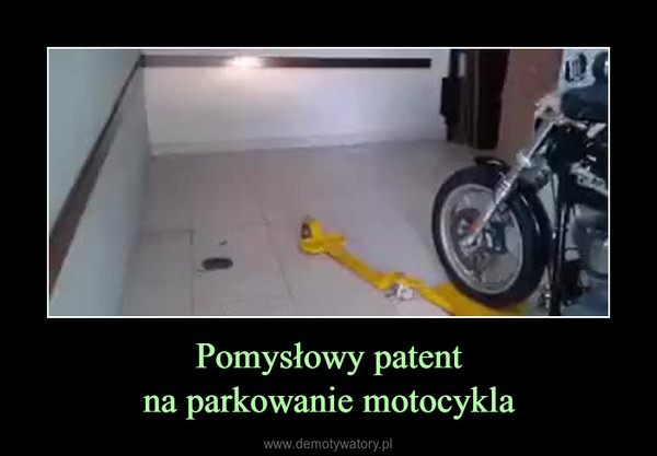 Pomysłowy patentna parkowanie motocykla –  